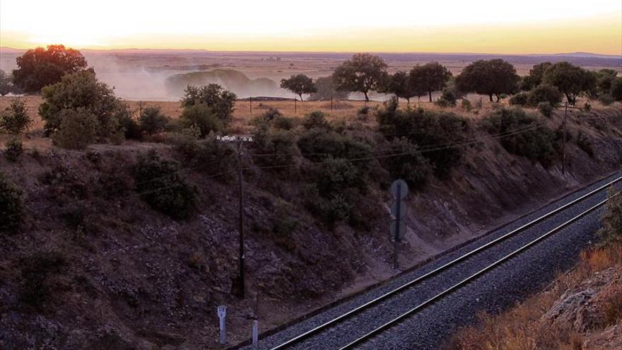 Fuego de pastos en Los Castellanos