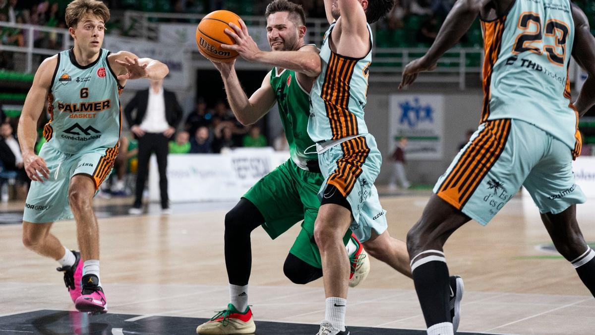 Imatge del partit del passat diumenge a Cáceres.