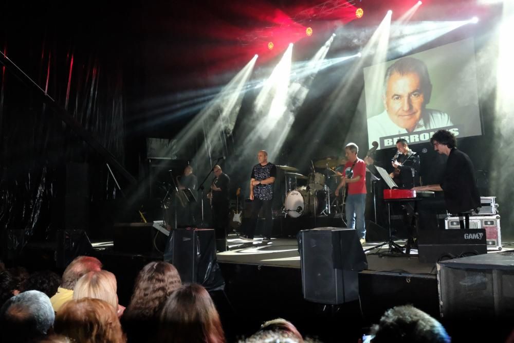 Concierto de homenaje a Víctor Manuel en la fiestas de San Xuan de Mieres