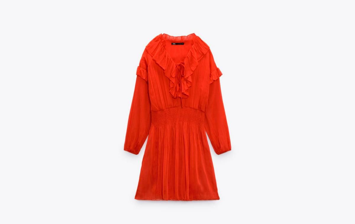 Los 10 vestidos de Zara que debes fichar ya y lucir en primavera