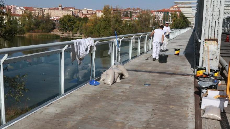 Obras en el Puente de Hierro.