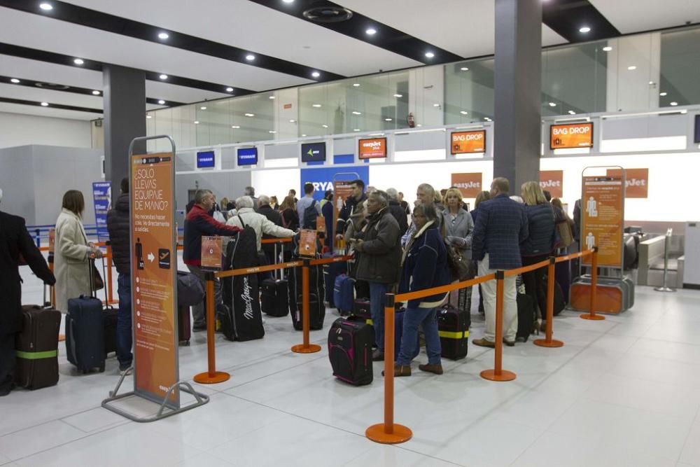 El aeropuerto de Corvera cobra vida