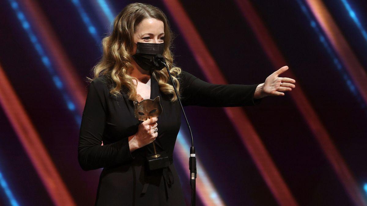 &#039;Las niñas&#039; arrasa en los premios Feroz y ya apunta a los Goya