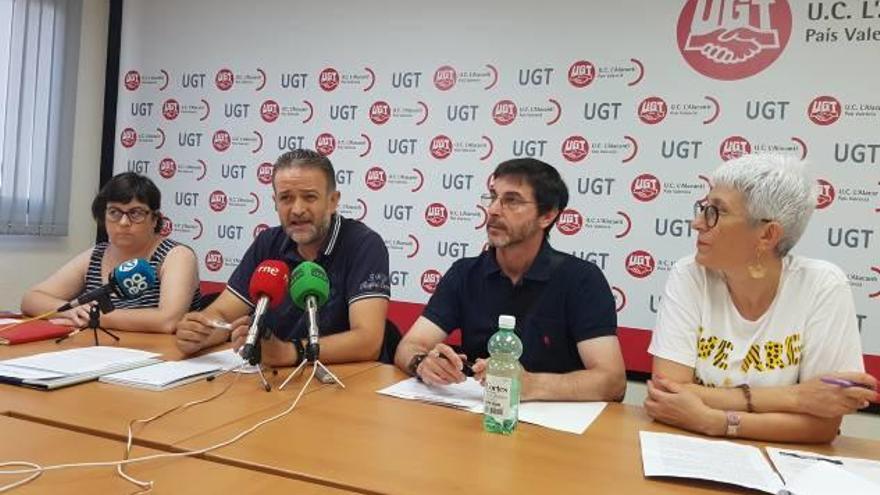 Un momento de la rueda de prensa ofrecida ayer sobre la situación en Fontcalent.