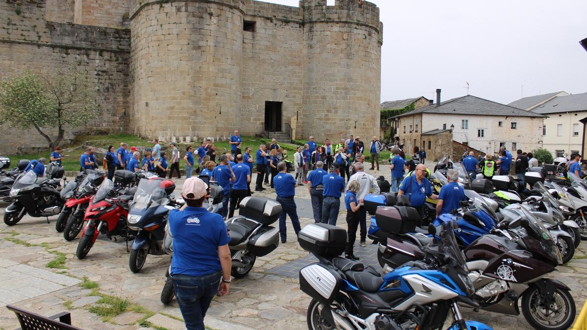 Moteros en la comarca de Sanabria