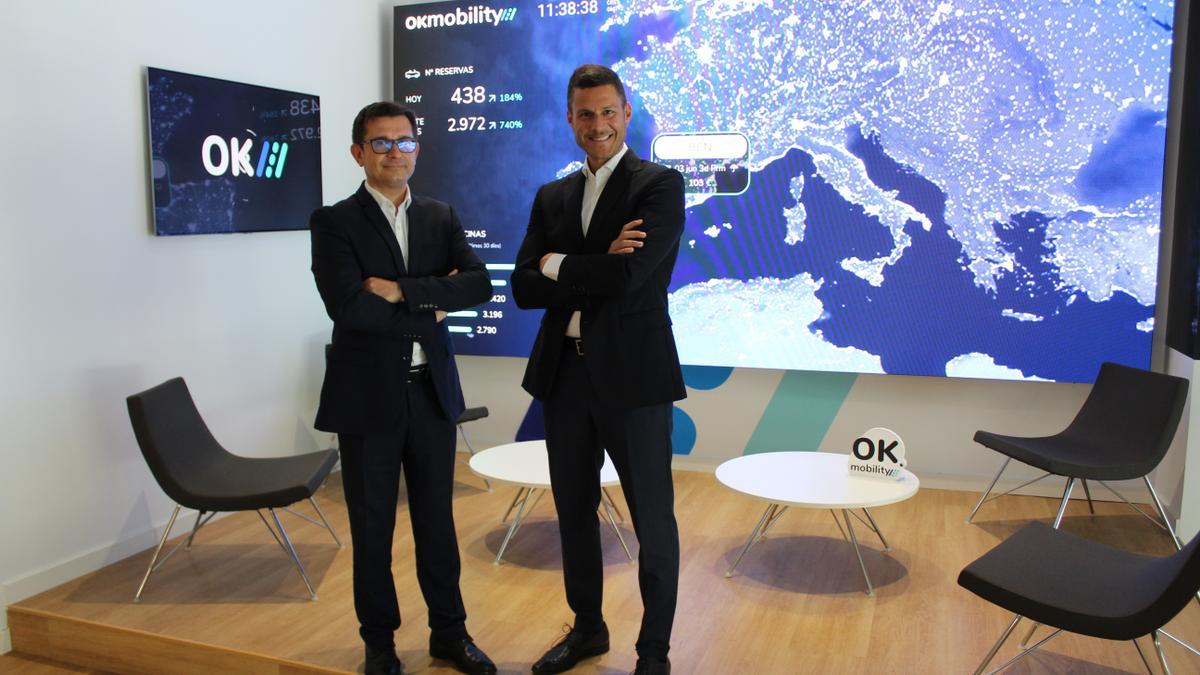 A la izquierda Gilles Redard junto al CEO de OK Mobility, Othman Ktiri