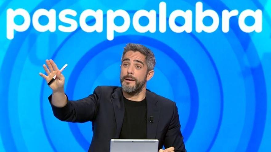 Roberto Leal obligado a intervenir en &#039;Pasapalabra&#039; tras las protestas de un concursante: &quot;Puede saltar la polémica&quot;