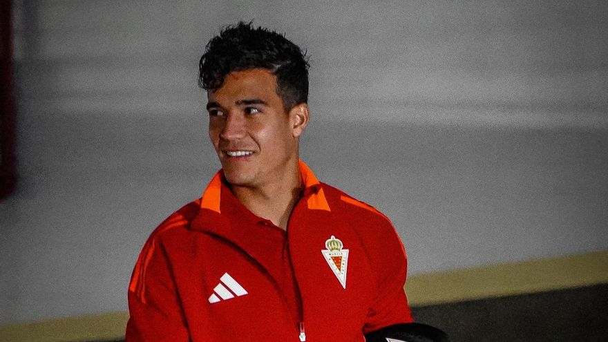 Moha e Yriarte obligan a Goiria a cambiar de planes en el Real Murcia