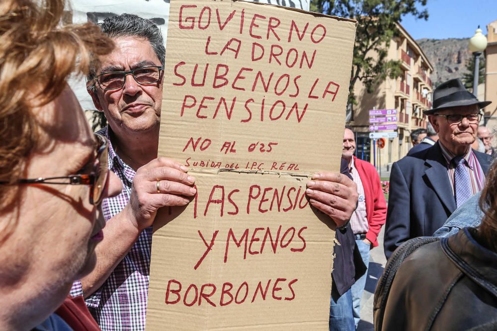 Protesta de pensionistas en Orihuela.