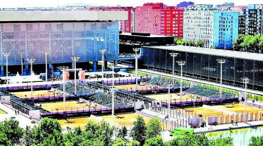 Vistas del complejo deportivo de la Caja Mágica, en Madrid.