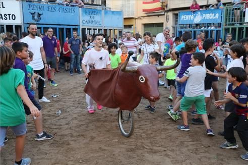 Toros, encierro infantil y diversión en Almassora