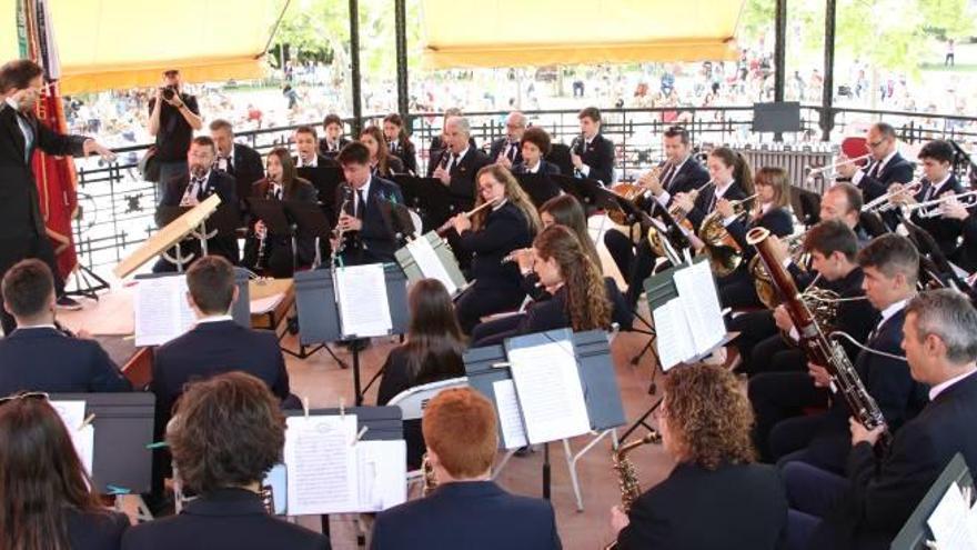 Concierto de la banda del Casino Musical en el Retiro de Madrid