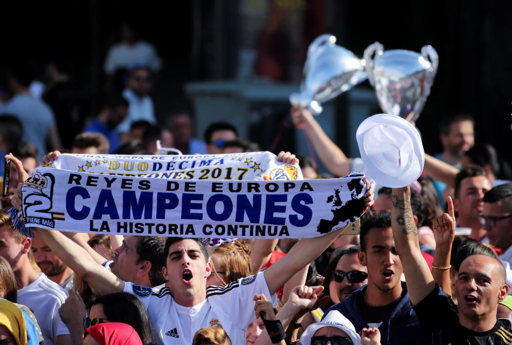 El Real Madrid celebra la duodécima con su afición