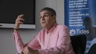 Carmelo León: "Tenemos un turismo imaginario en redes que va paralelo al turismo real"