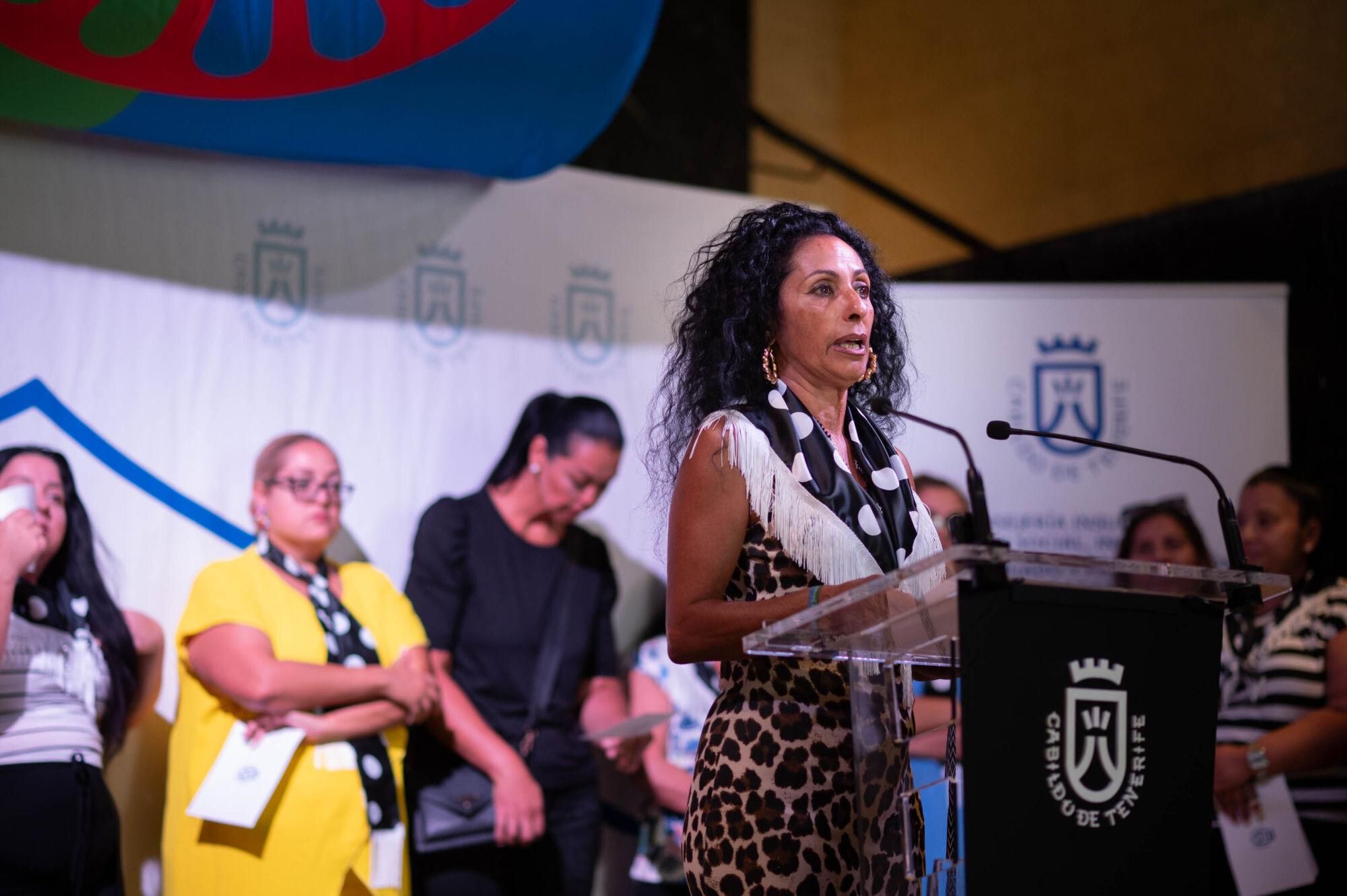 El Cabildo de Tenerife acoge el acto institucional Samudaripen 2025, día para la memoria del genocidio al que fue sometido la población gitana durante el régimen nazi en 20 países europeos.