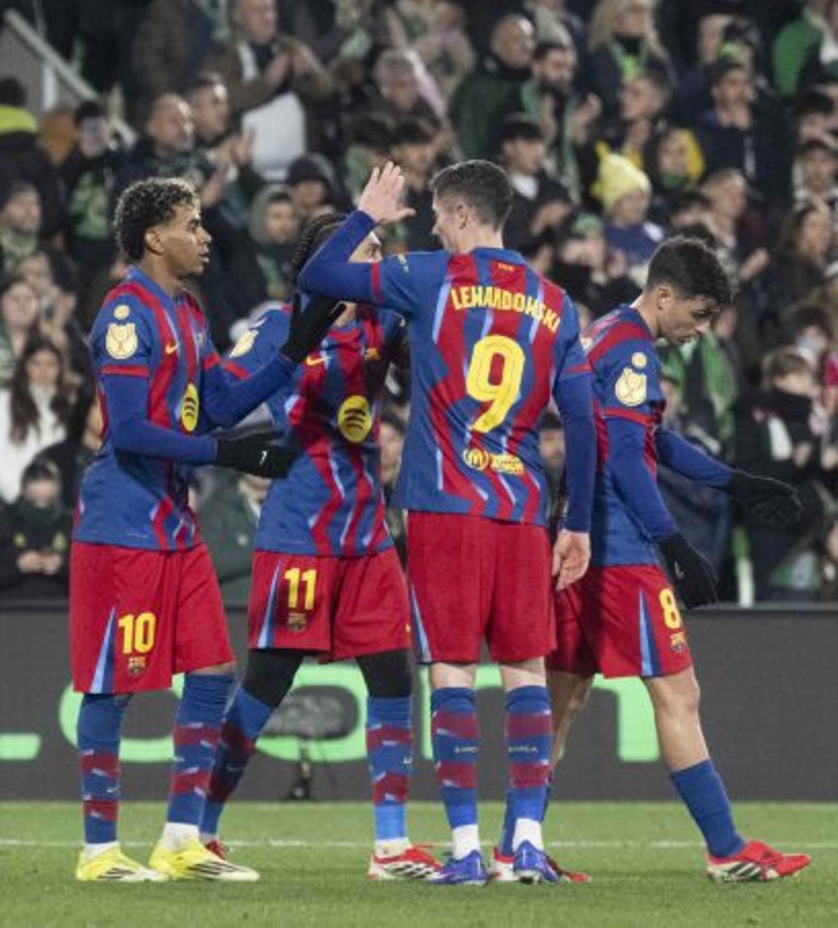 El Barça, en Santander. |  EFE