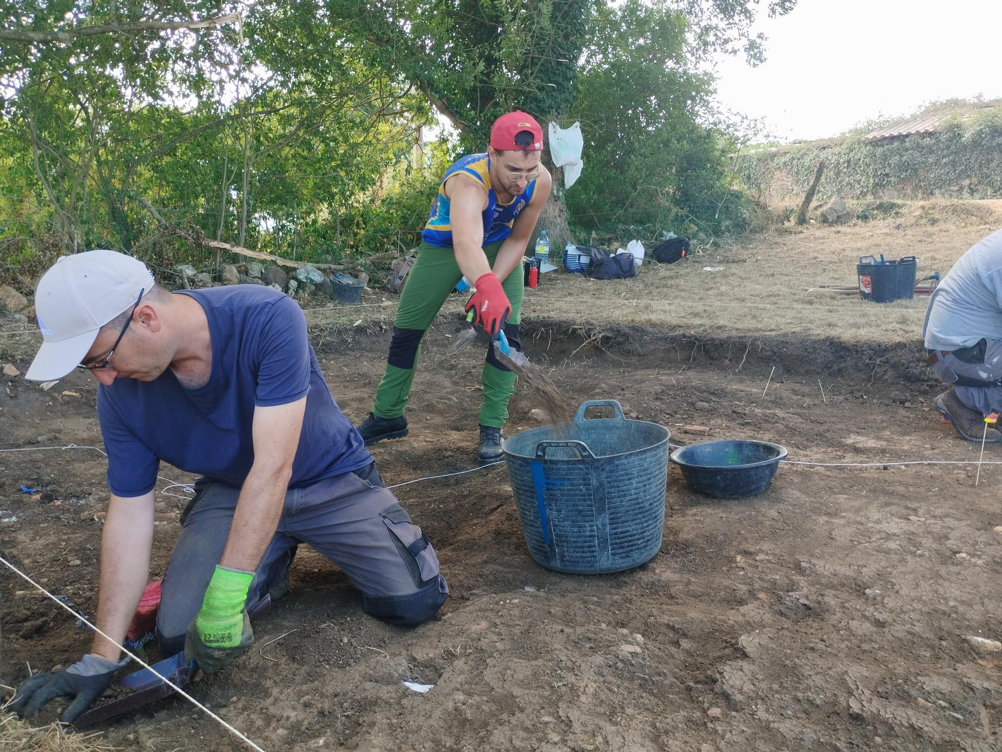 Así ha sido la primera jornada de excavación en Lucus Asturum este 2023