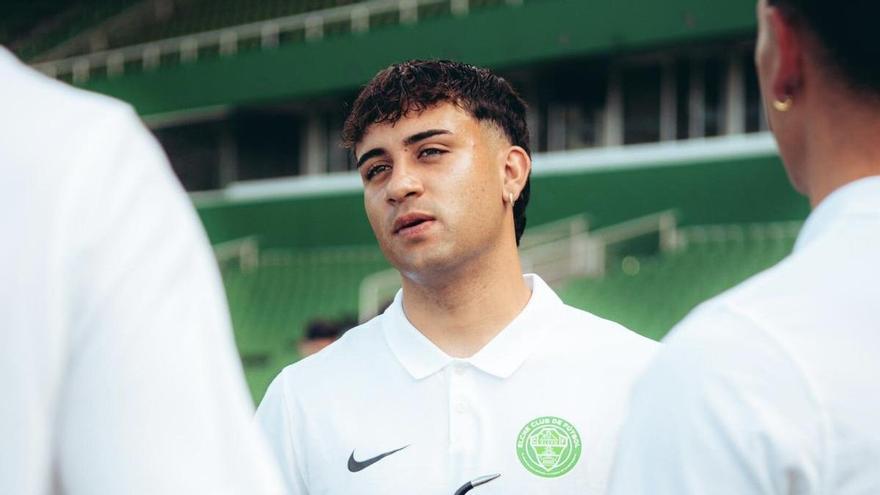 Sigue en directo el Racing de Santander-Elche CF