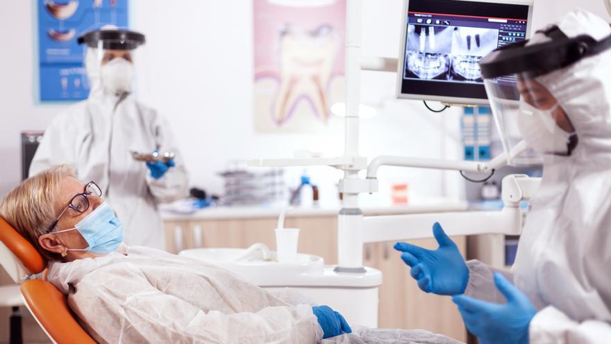 Solo el 51% de los ciudadanos acude anualmente a su cita con el dentista