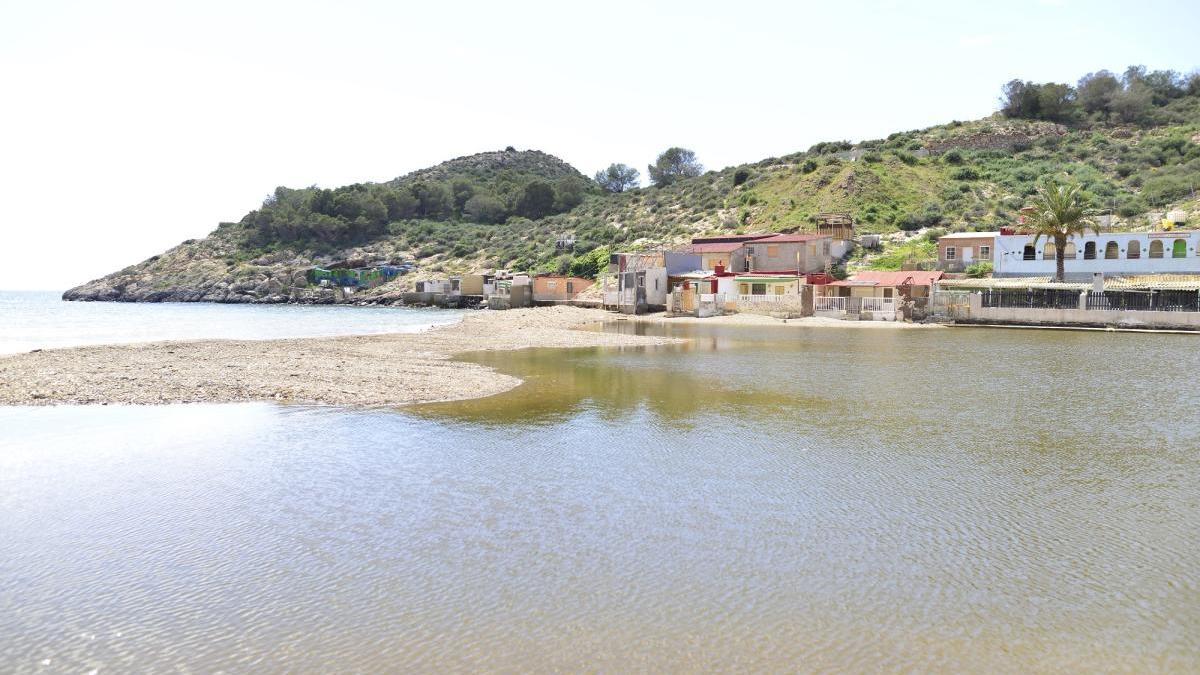 Aguas estancadas en la Algameca Chica