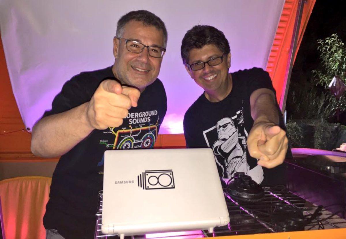 Vespreig solidari amb Radio Cassette Night