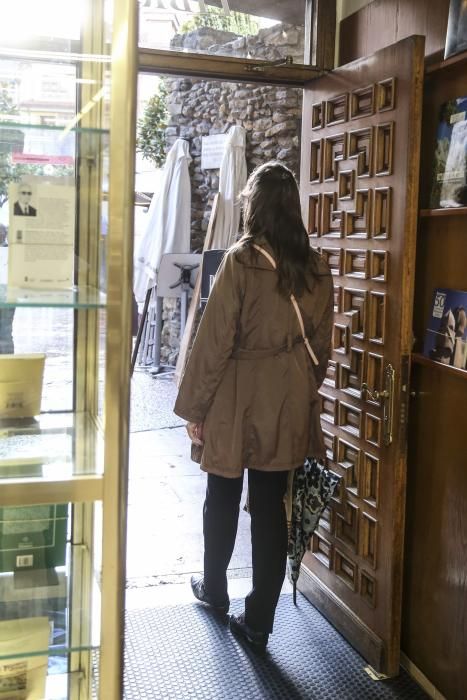 La libreria Ojanguren cierra sus puertas