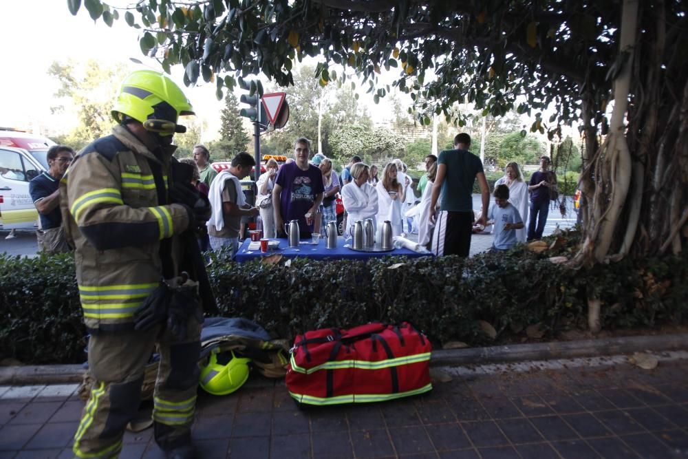 Incendio en un hotel de la Alameda en Valencia