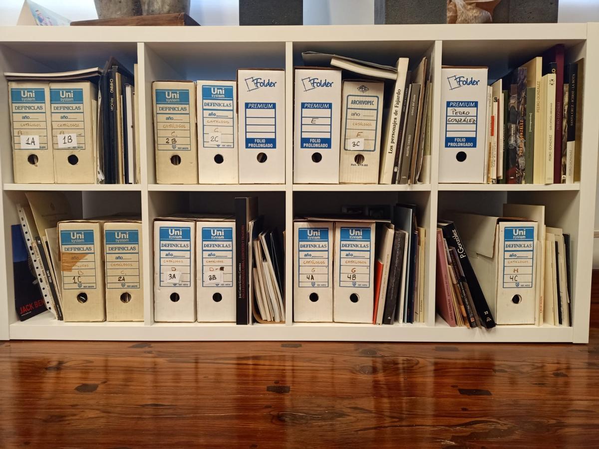 Varios archivadores con fondos de este tipo.