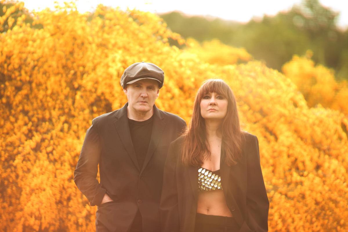 Juan Aguirre y Eva Amaral, miembros de Amaral.