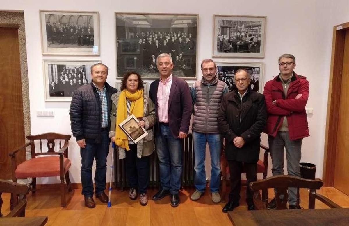 O xurado do premio, co director xeral de Política Lingüística, Valentín García.