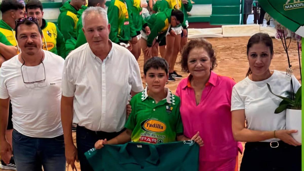 Rodrigo tumba a la leucemia