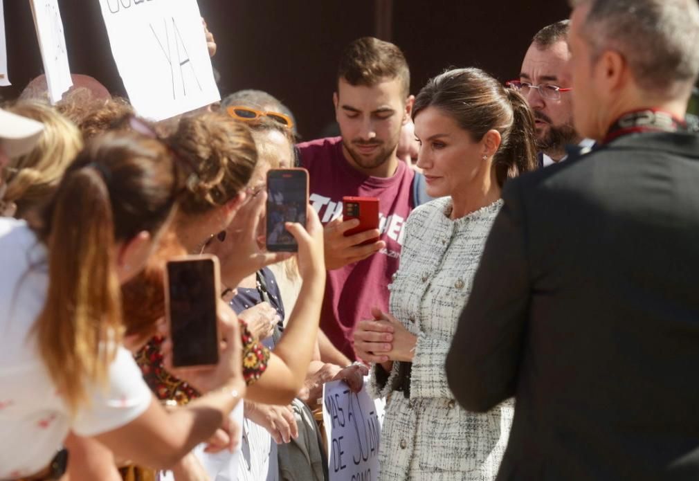 La Reina Letizia inaugura el curso de FP en el Cislan de Langreo