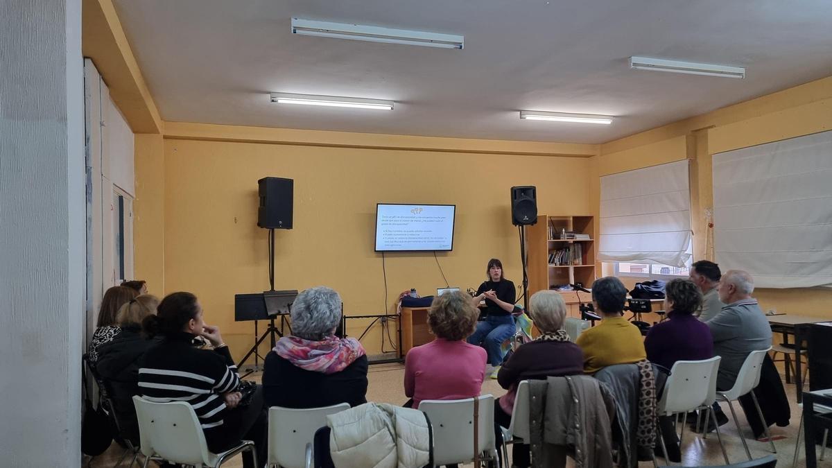 Taller de la AECC en Toro "Discapacidad, dependencia e incapacidad"