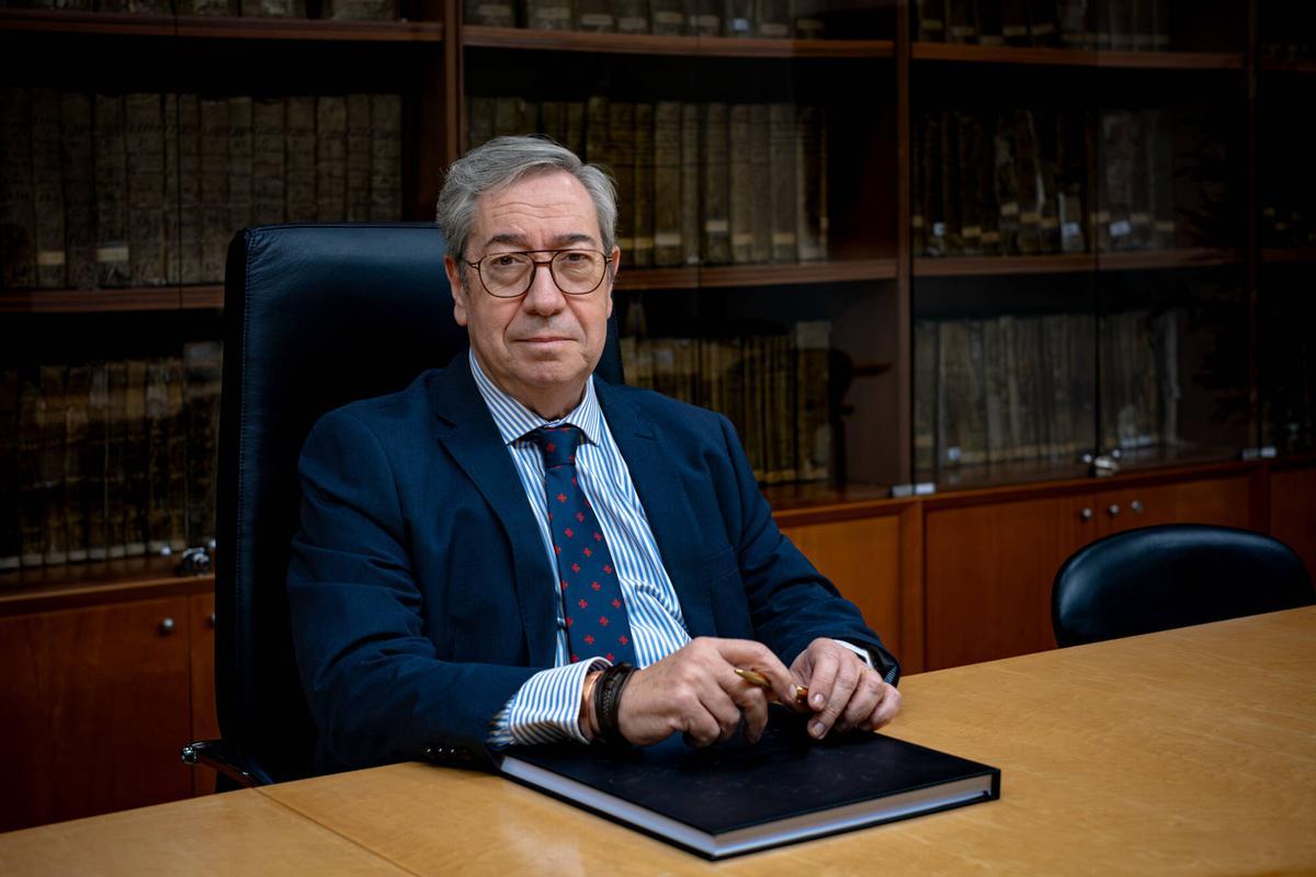 Retrato de Vicente García-Hinojal, decano de los Registradores de Cataluña