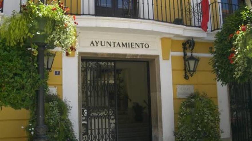 Entrada al Ayuntamiento de Segorbe.