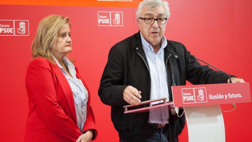 Los parlamentarios socialistas por Zamora Mar Rominguera y José Fernández Blanco