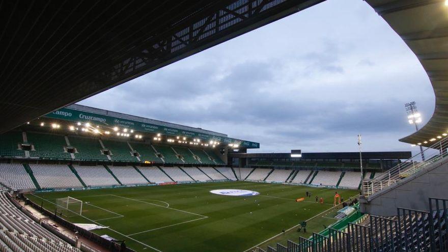 Una vista de El Arcángel, escenario del duelo entre el Córdoba CF y la Real Balompédica Linense.