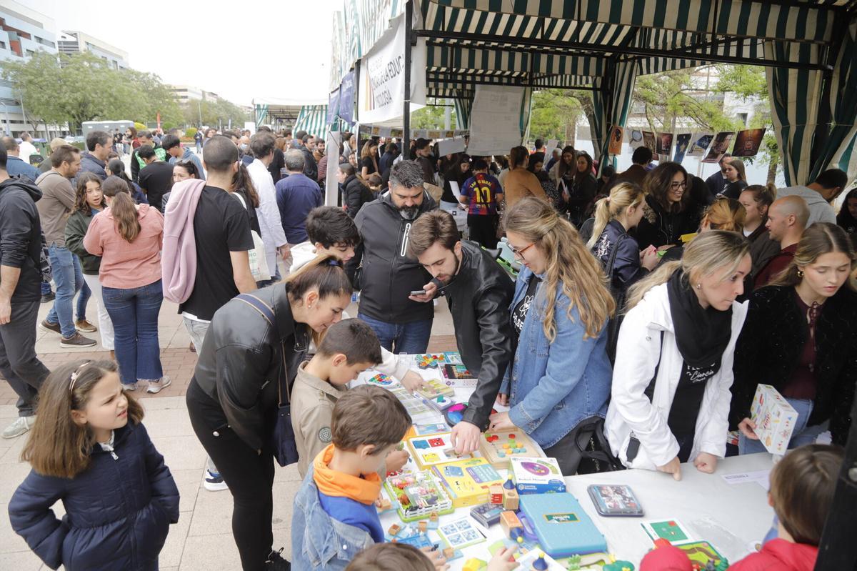 La 20 edición del Paseo de la Ciencia, en imágenes