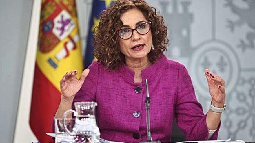 La ministra de Hacienda, María Jesús Montero, en la rueda de prensa tras el Consejo de Ministros de ayer.