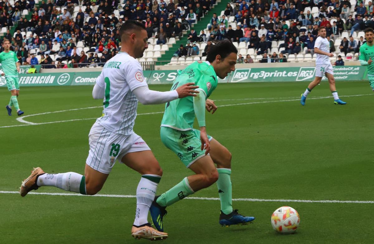 Kike Márquez, durante el encuentro ante la Cultural en El Arcángel.