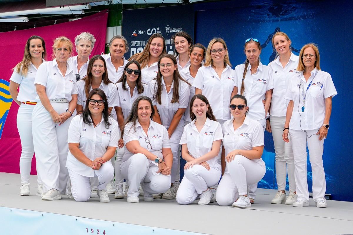 Metropole: Campeonato de España alevín y júnior de Verano de Natación Artística