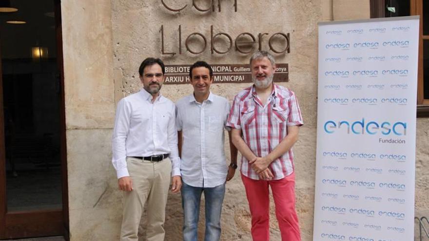 Representantes del Ayuntamiento y de Endesa, ayer.