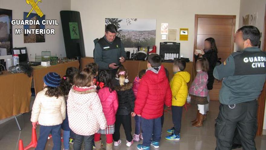 Exposición de la Guardia Civil en Baena