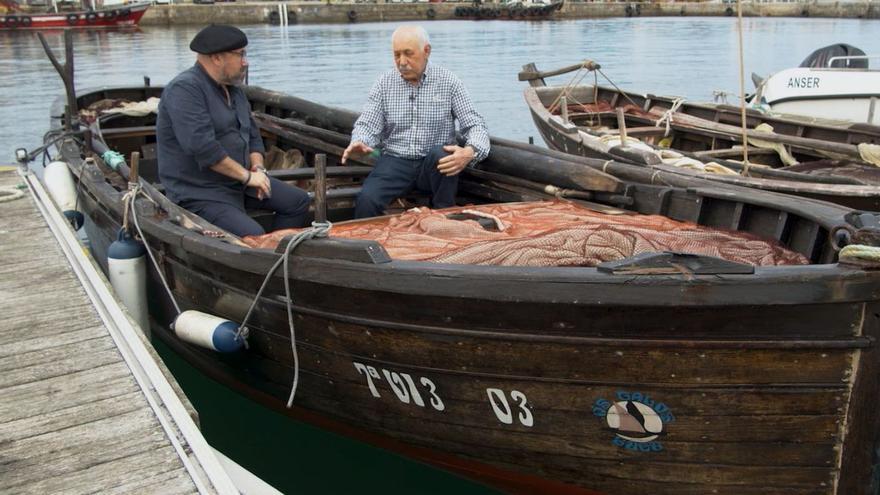 “Caderno de bitácora” achégase a Bueu para coñecer a carpintería de ribeira