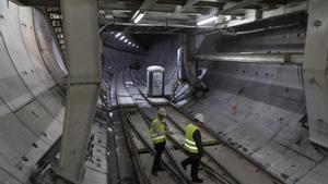 La tuneladora de l’L9 tornarà  a perforar després de l’estiu