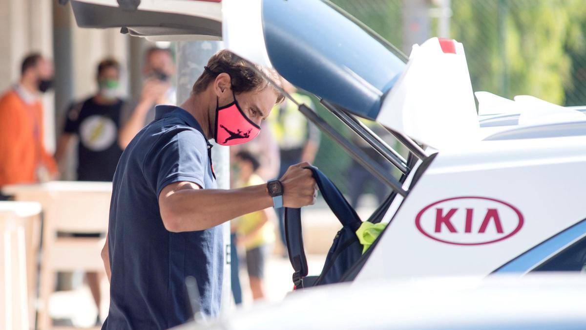 Nadal llega a Mallorca con la Copa de los Mosqueteros