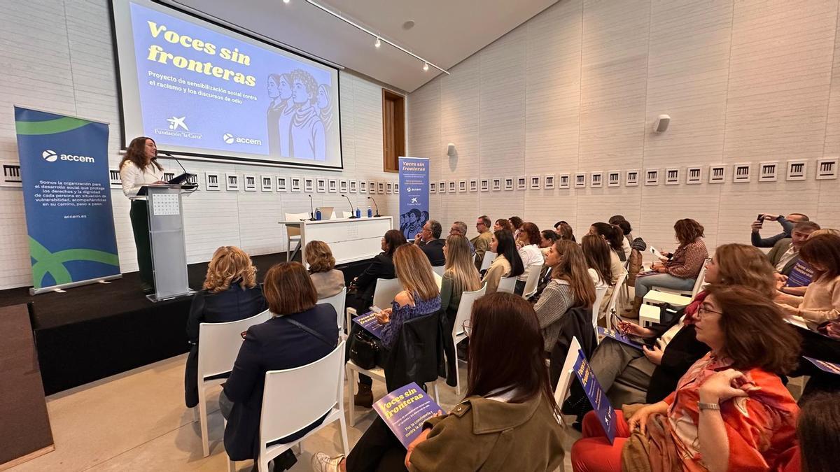 Programa 'Voces sin fronteras'.