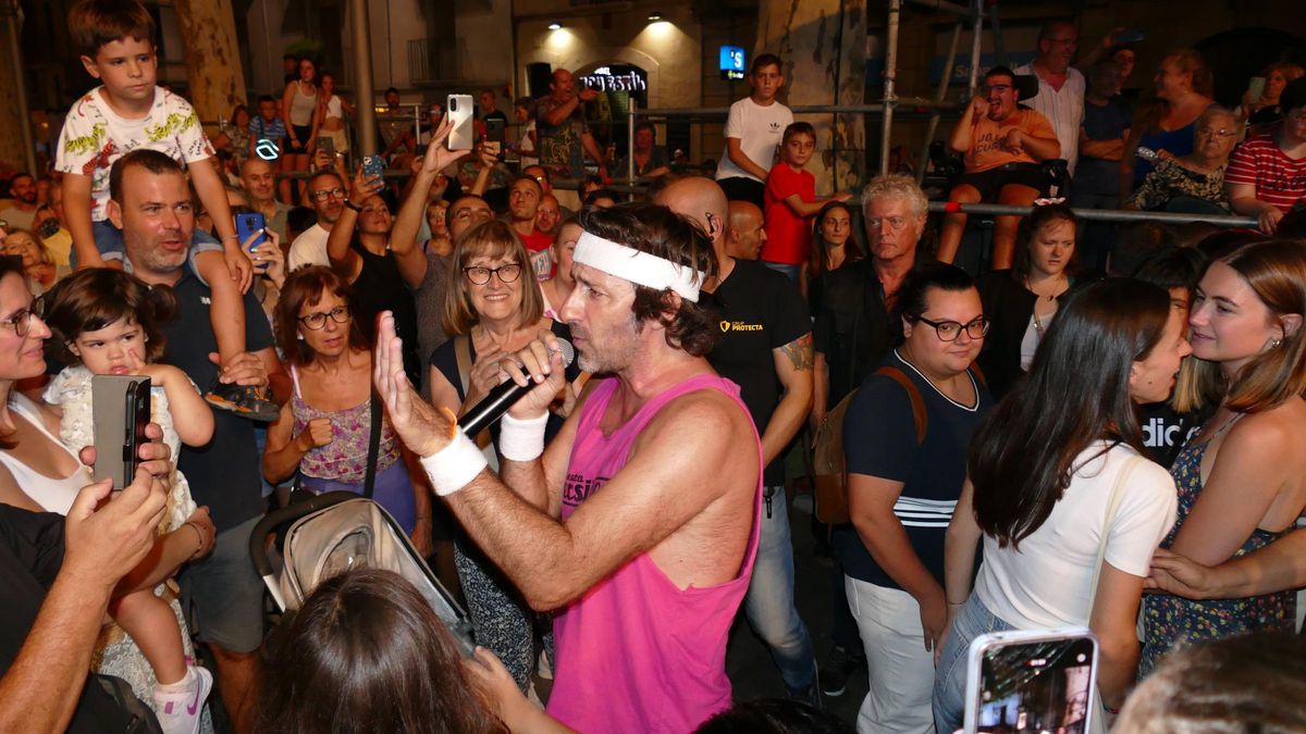 Multitudinari final de festa per celebrar els vint anys d'Acústica