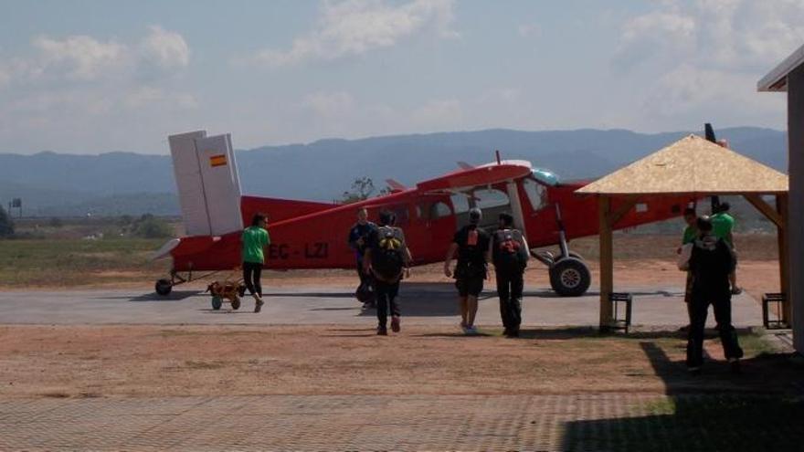 Imatge d&#039;un dels avions que operen a l&#039;aeròdrom de Sant Fruitós.