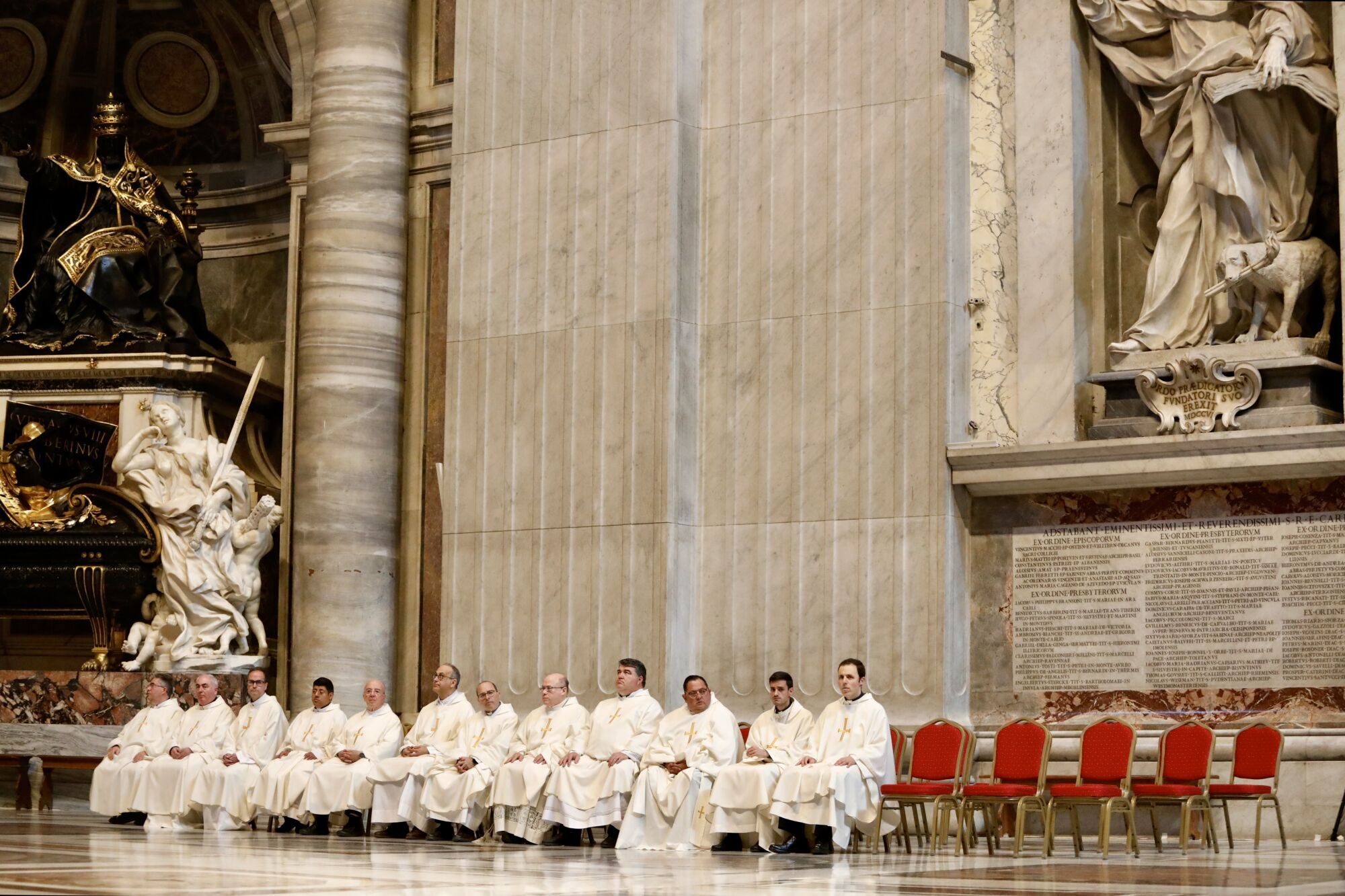 Fotos de la misa de las diócesis de la Esperanza y el Cachorro que abre el Jubileo de las Cofradías en Roma 